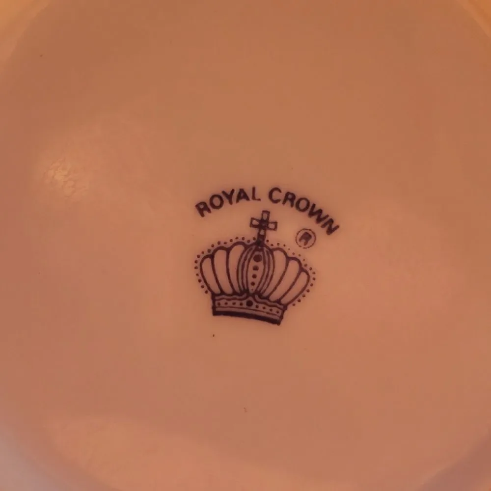 Royal Crown Cup‎